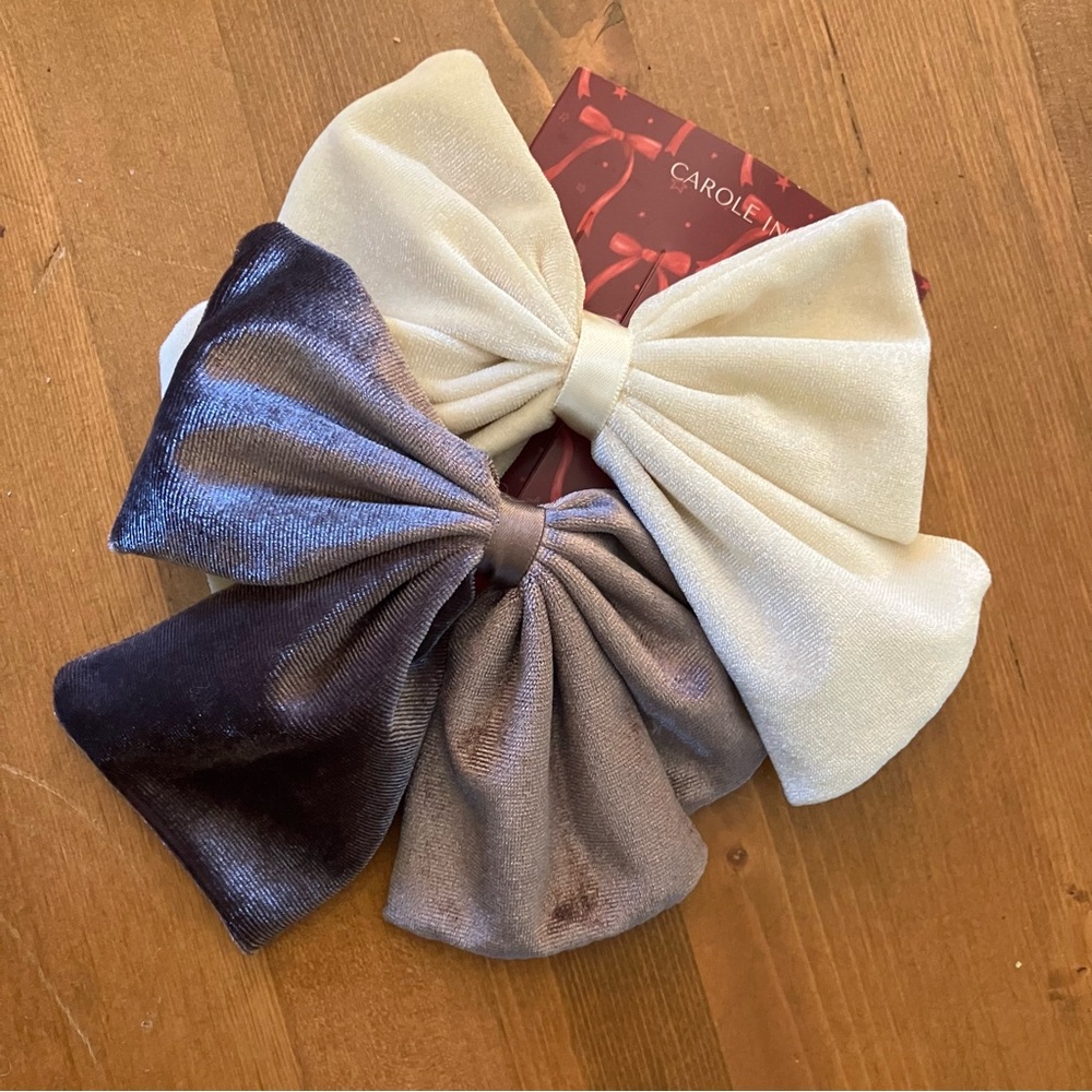 Velvet Bow Hair Clips Set of 2 Cream Mocha NWT